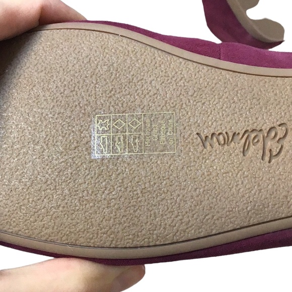 Sam Edelman Fennigan Suede Scalloped Flats, size 7 - Picture 13 of 14